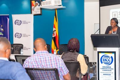 Accès aux Smartphones : l’Ouganda repense son inclusion numérique